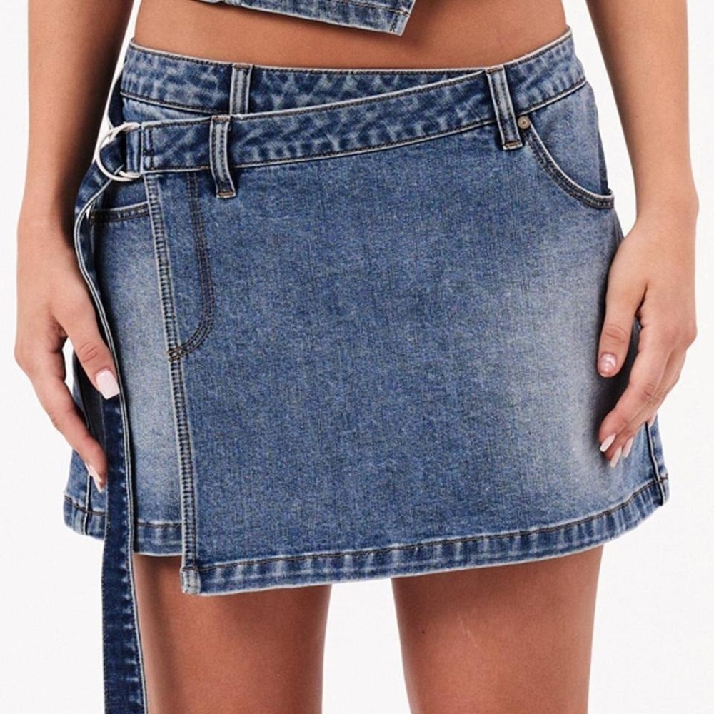 Mini skirt - Picture 6 of 6